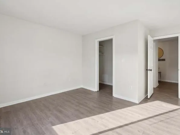 9564 Cannoneer Ct, Manassas, VA 20110