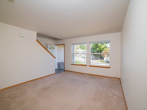 4th image of 11401 20th St NE