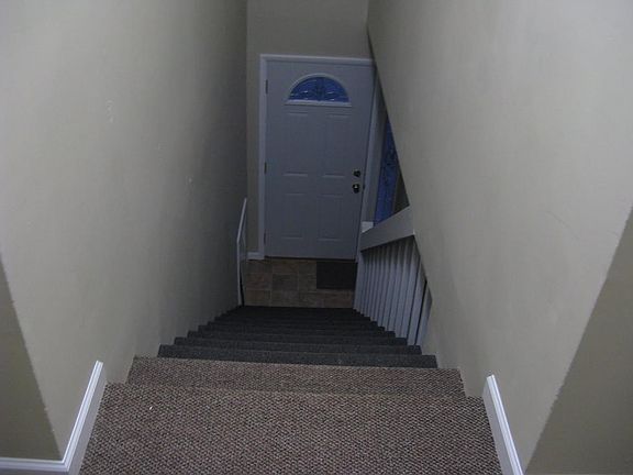 5th image of 1300 N Linden St