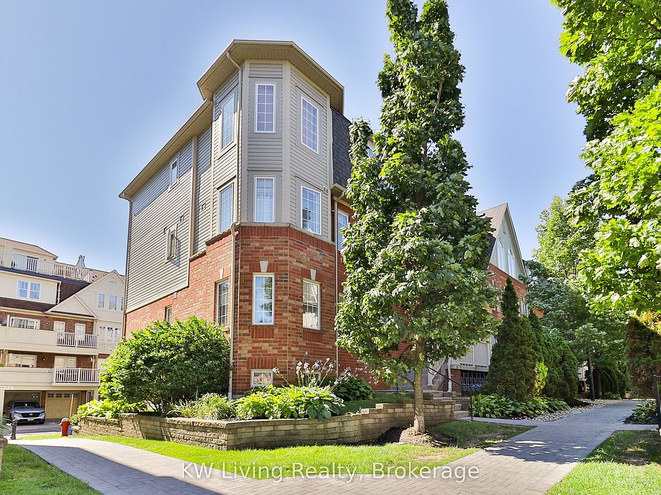 1st image of 740 Neighbourhood Cir #4