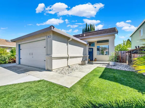 608 Edenderry Drive, Vacaville, CA 95688