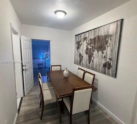 4th image of 1419 NW 44th St