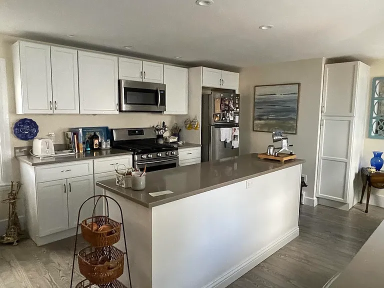 23 School St #1 — Photo 10