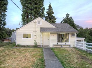 12858 3rd Ave S, Burien, WA 98168