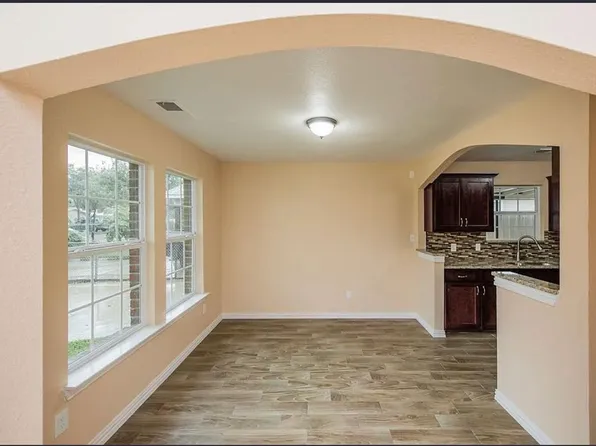 1115 S Waverly Dr, Dallas, TX 75208