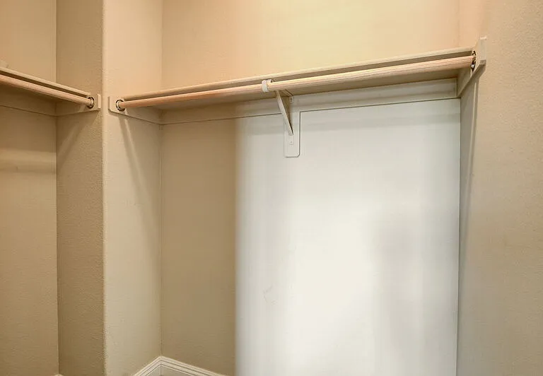 1074 Fish Pond Ave — Photo 52