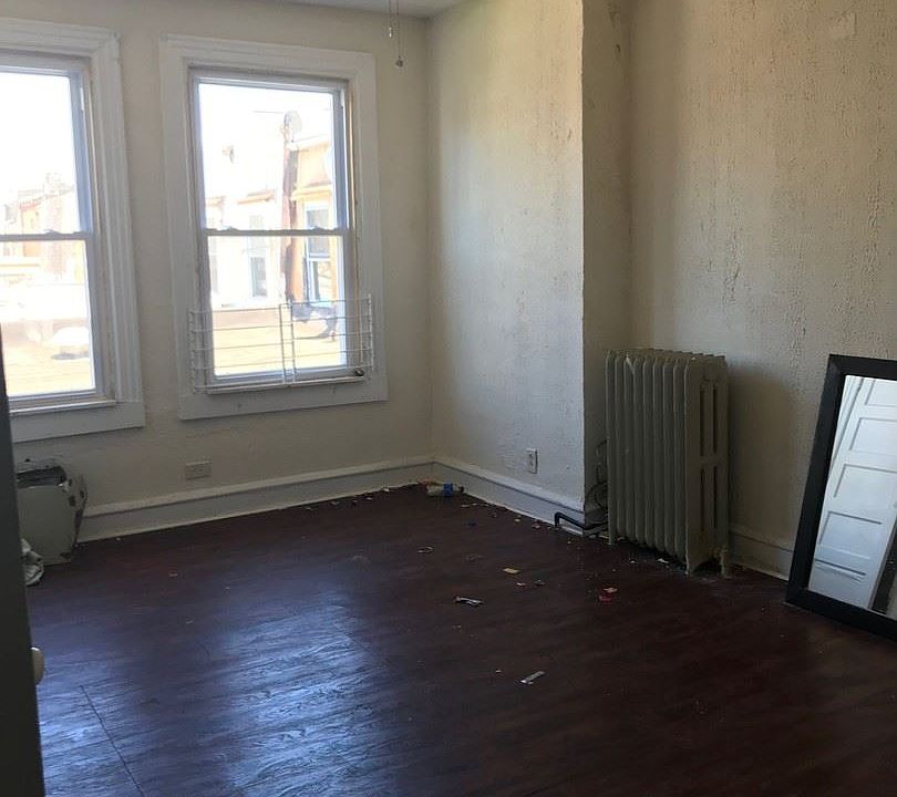 1st image of 3229 W Susquehanna Ave #3