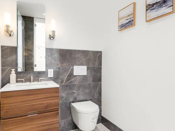 46 East 65th Street image 12 of 19