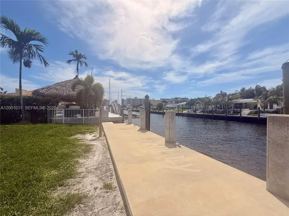 2730 NE 7th St, Pompano Beach, FL 33062