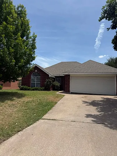 3933 Wake Forest Ln Photo 1
