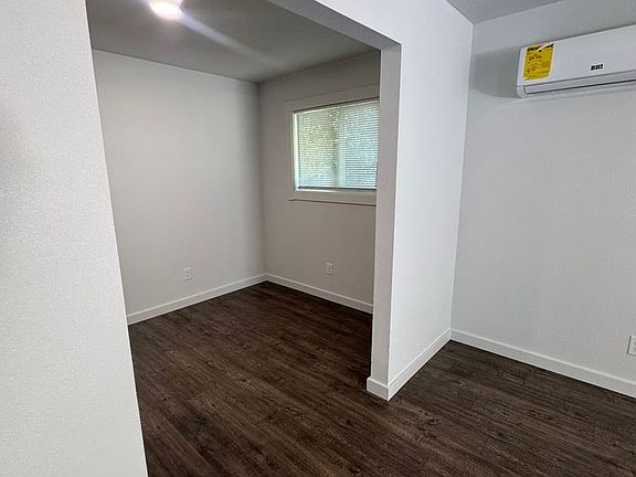 5th image of 2964 Lanning Ave #2966
