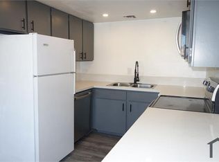 4922 Newport Cove Dr, Las Vegas, NV 89119