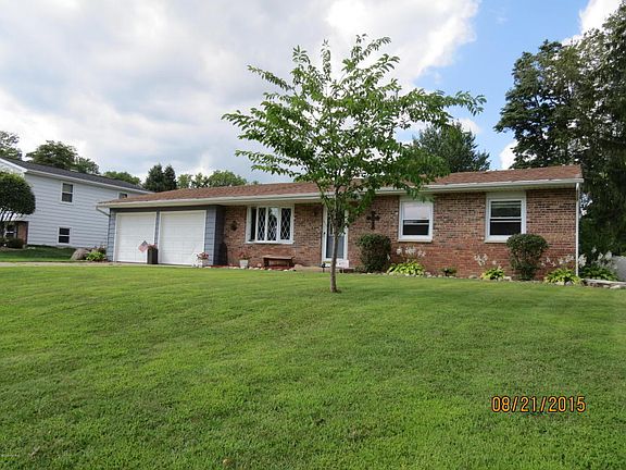 3rd image of 156 Birch Ln