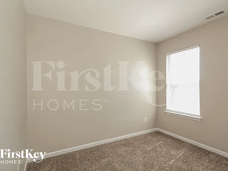 10544 Meadow Crossing Ln — Photo 11