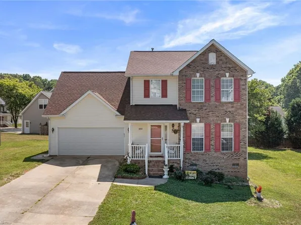 1315 Camden Place Ct, Winston Salem, NC 27103