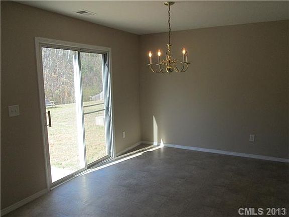 5th image of 2813 Buckleigh Dr