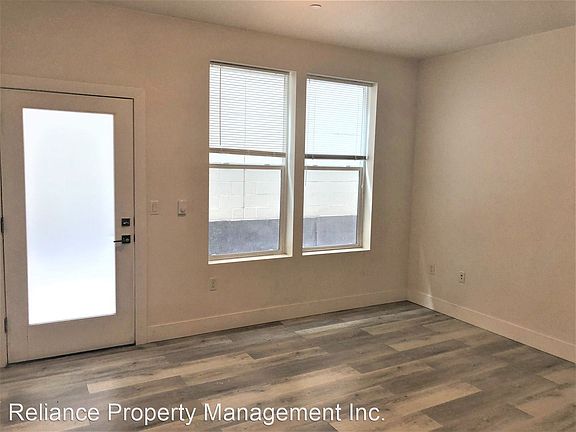 3rd image of 420 NE Simpson St #10885479