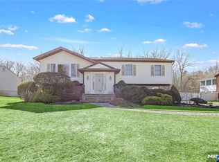 31 Virgil Rd, Norwood, NJ 07648