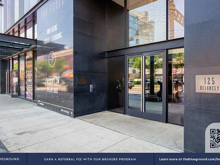 125 Delancey St #1202 — Photo 27