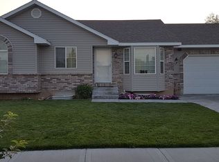 1350 S Ridgewood Dr, Ammon, ID 83406