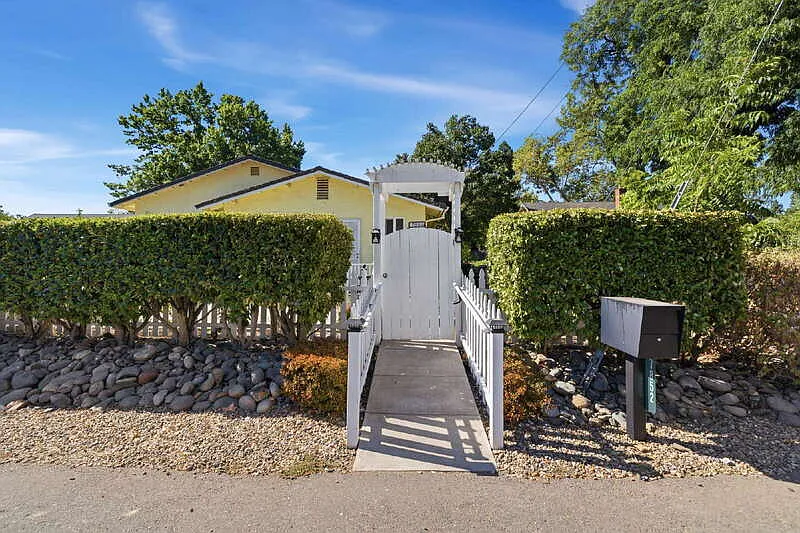 7852 Watson Way #STUDIO