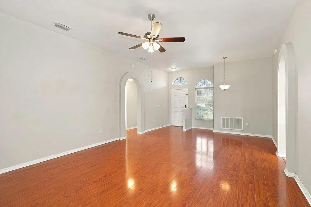 3 bed, 2.0 bath, 1812 sqft, $2,450 — Photo 4