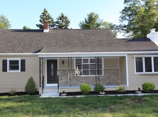 5 Colony Dr, Hamilton, NJ 08619