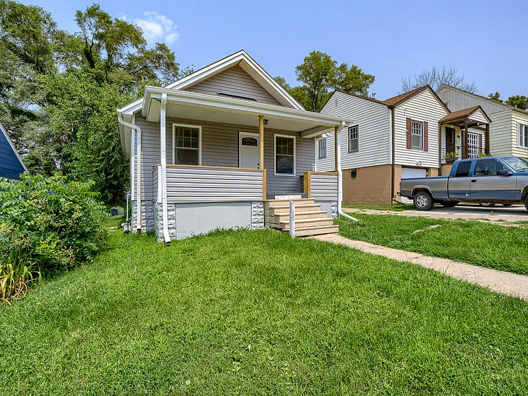 4818 Wirt St — Photo 23