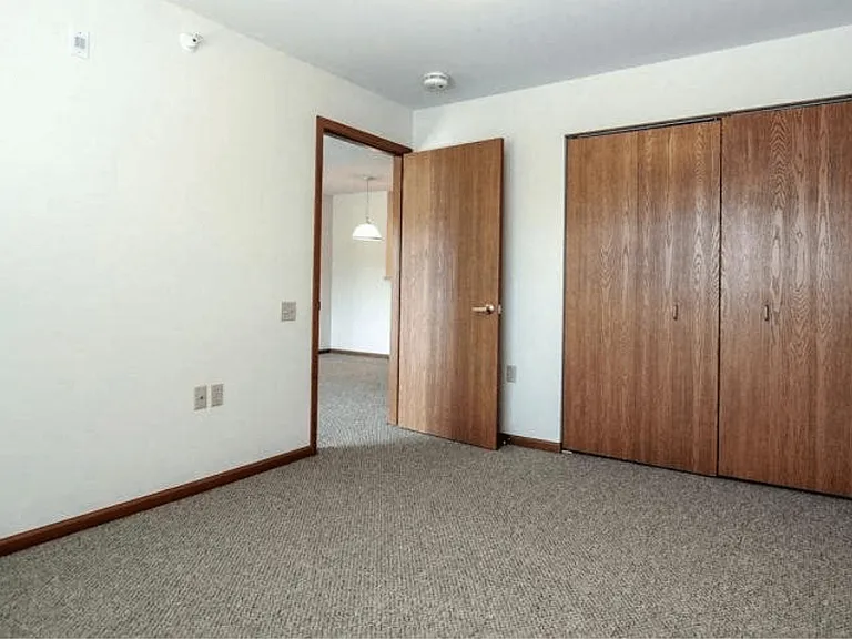 3953 S Prairie Hill Ln — Photo 13