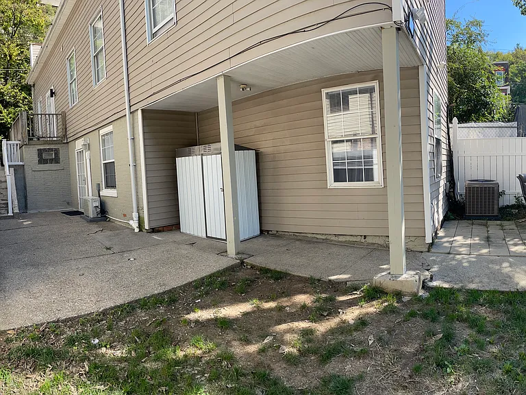 129 Gage St #2 — Photo 9