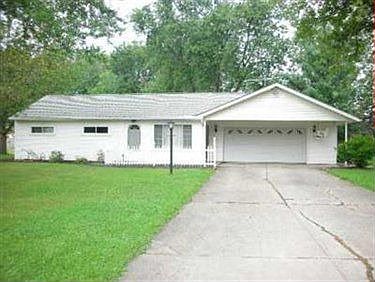 1st image of 1880 Pinewood Dr