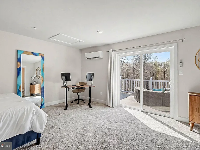 10878 Foxtrot Cir — Photo 29