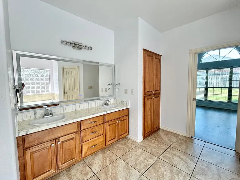 5102 NE Haddington Pl — Photo 12