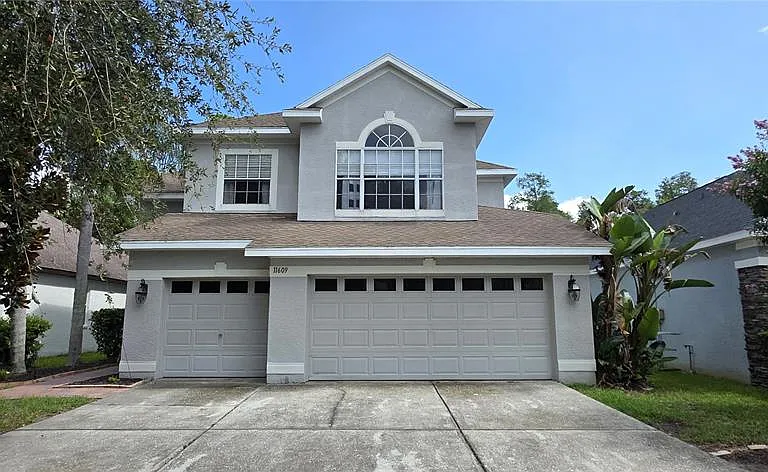 11609 Greensleeve Ave — Photo 1