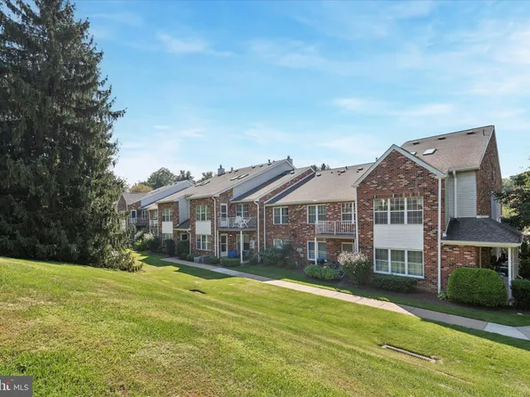 714 Valley Glen Rd #714, Elkins Park, PA 19027
