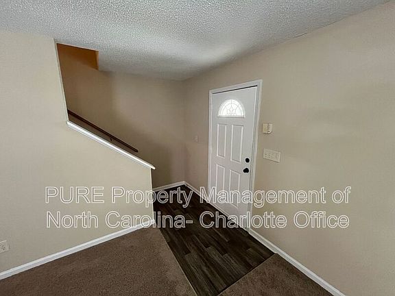 5th image of 10636 Greatford Ct