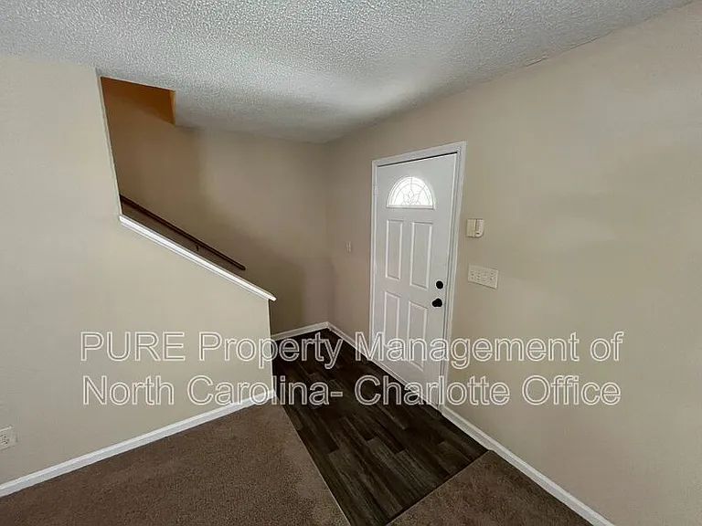 10636 Greatford Ct — Photo 5