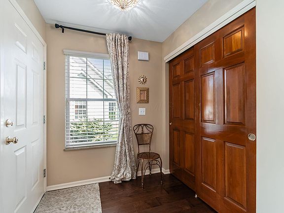 2nd image of 6531 Upper Lake Cir