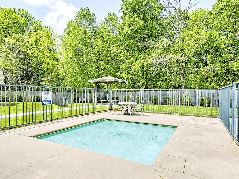 Creekside At Bellemeade Apartments — Photo 5