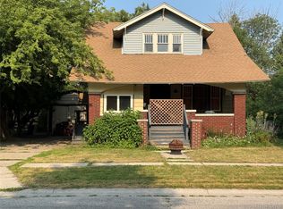 732 15th St, Port Huron, MI 48060