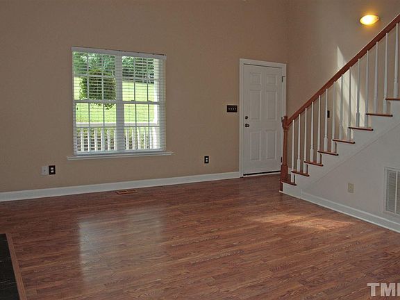 5th image of 3414 Briarwood Ct