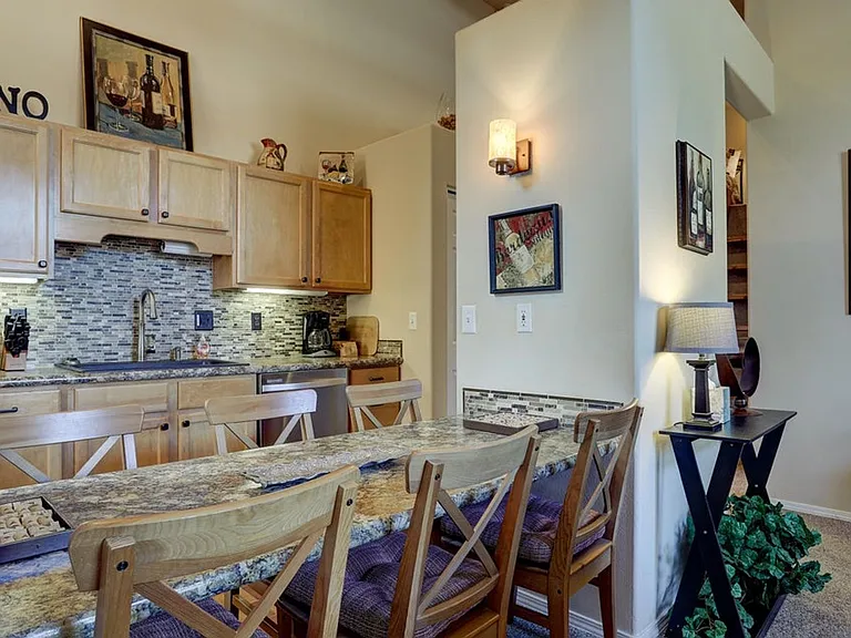 56858 Enterprise Dr — Photo 8
