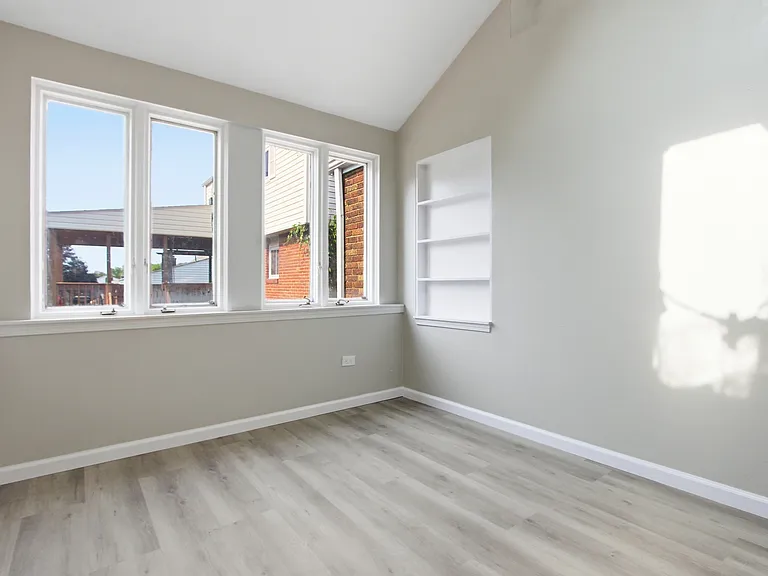 171 Central Ave — Photo 10