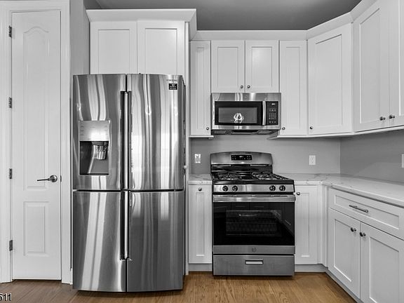 5th image of 64 Halina Ln
