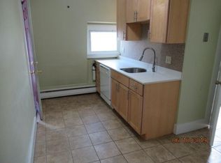 30 Wellman St APT 3, Beverly, MA 01915