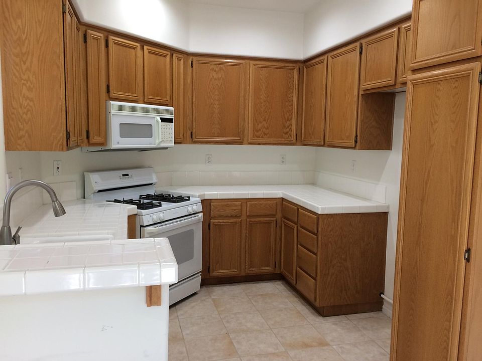 2nd image of 24587 Sunshine Dr
