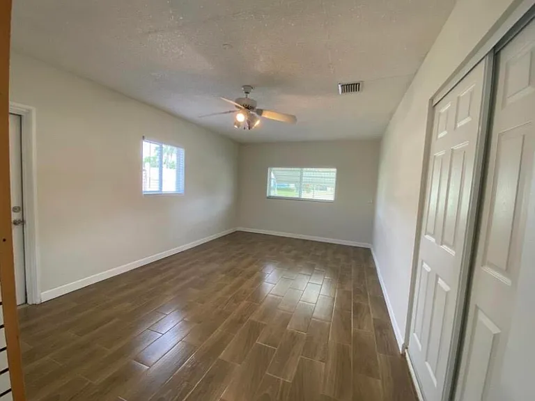 1230 SE 14th Dr — Photo 19