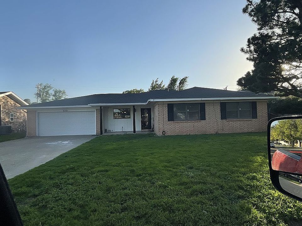 1st image of 619 Pear Ave