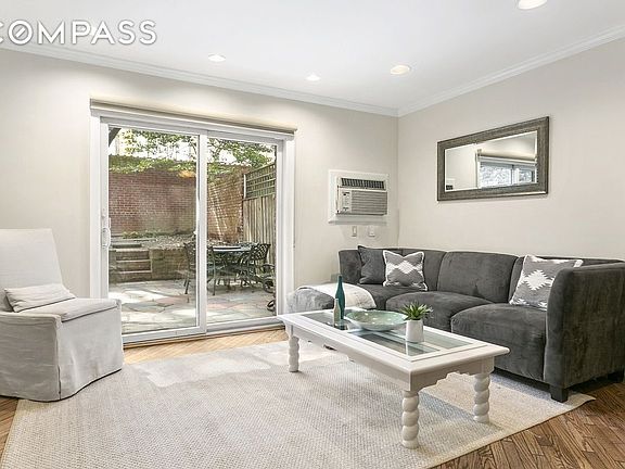 3rd image of 337 E 50th St APT 1B