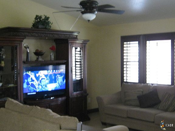 3rd image of 2356 Polkinhorn Ct